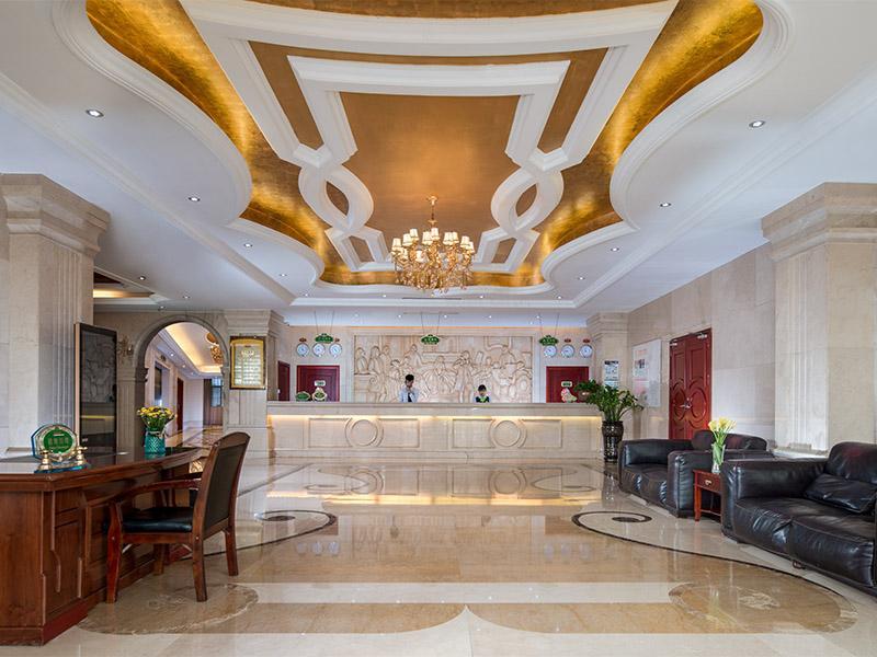 Vienna Hotel Guangzhou Airport Esterno foto