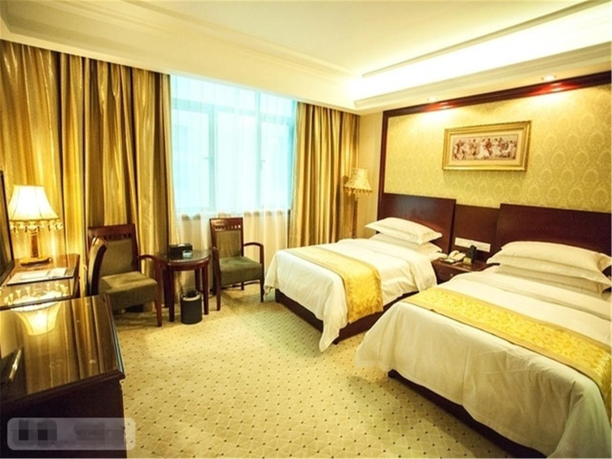Vienna Hotel Guangzhou Airport Esterno foto